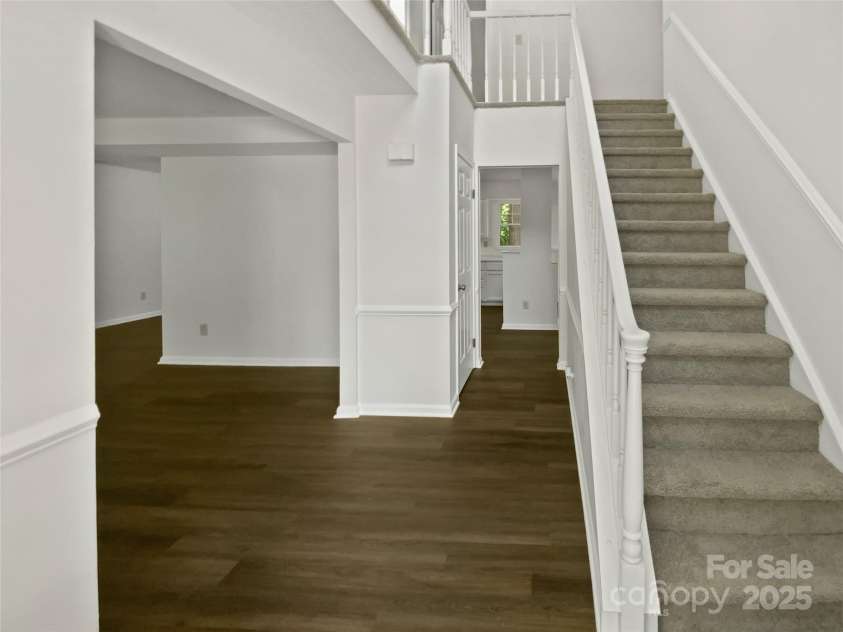 424 Mallard Drive, Pineville, NC 28134.  MLS# CAR4272609, YatesRealty ID 26351. 