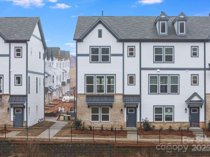 1617 Blanche Street, Charlotte, NC 28262.  MLS# CAR4187067, YatesRealty ID 26353. 1617 Blanche Street ~ Ready Now