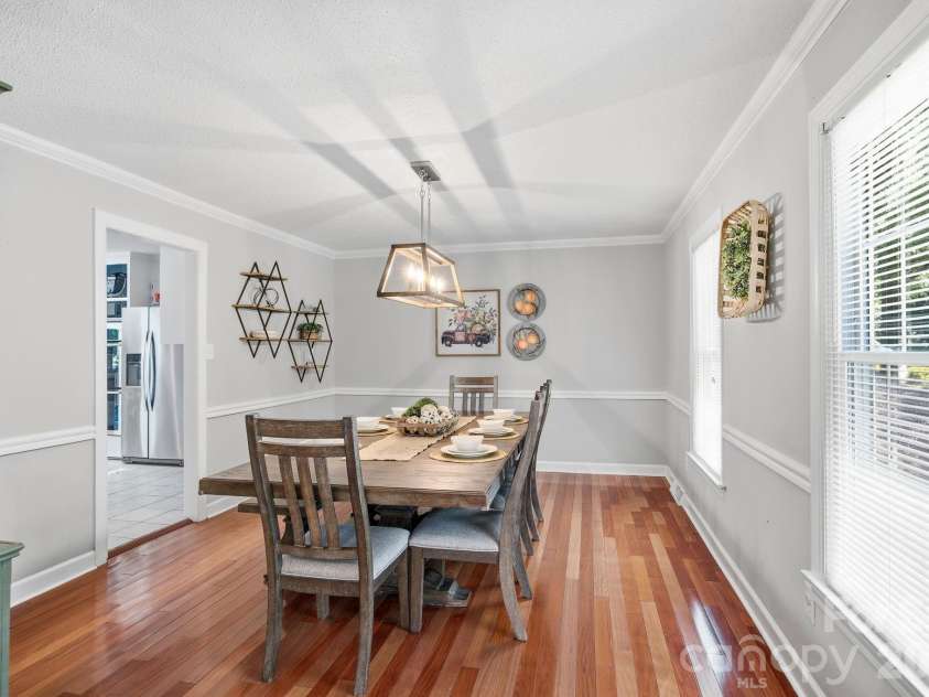 502 Camelot Drive, Salisbury, NC 28144.  MLS# CAR4381924, YatesRealty ID 26354. 