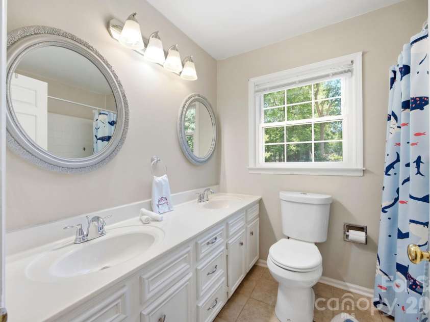 502 Camelot Drive, Salisbury, NC 28144.  MLS# CAR4381924, YatesRealty ID 26354. 