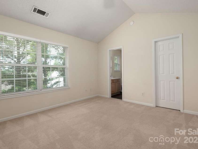 10613 Prairie Ridge Lane, Charlotte, NC 28213.  MLS# CAR4276111, YatesRealty ID 26355. 