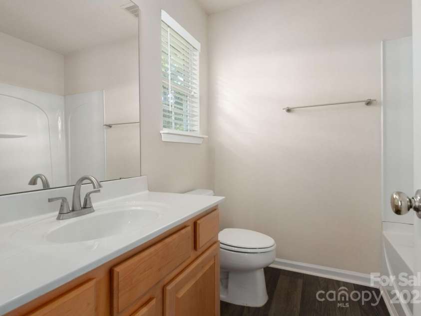 10613 Prairie Ridge Lane, Charlotte, NC 28213.  MLS# CAR4276111, YatesRealty ID 26355. 