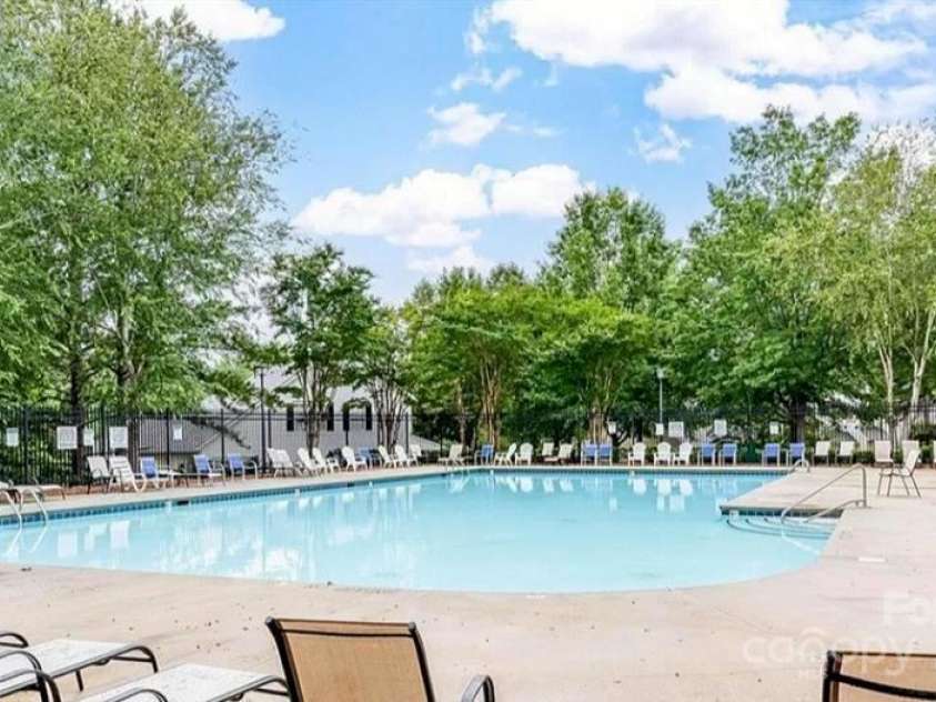 10613 Prairie Ridge Lane, Charlotte, NC 28213.  MLS# CAR4276111, YatesRealty ID 26355. 