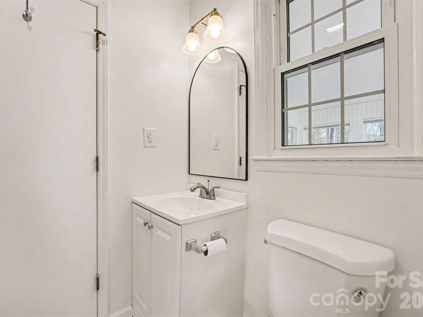 1140 Fieldstone Road, Mooresville, NC 28115.  MLS# CAR4347324, YatesRealty ID 26357. Full Bath 3