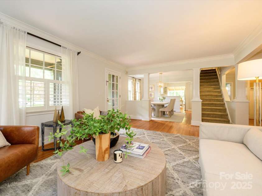 1596 Clayton Drive, Charlotte, NC 28203.  MLS# CAR4248323, YatesRealty ID 26357. 