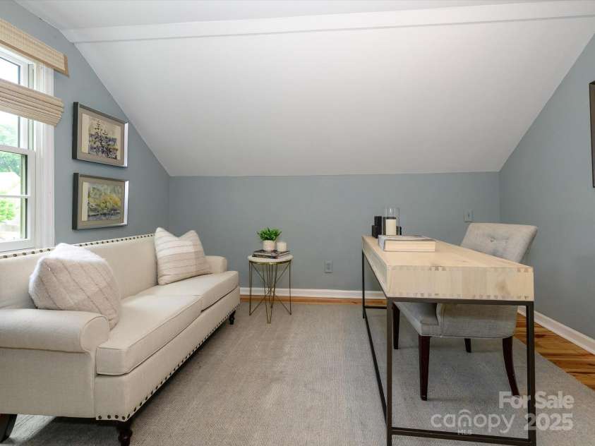 1596 Clayton Drive, Charlotte, NC 28203.  MLS# CAR4248323, YatesRealty ID 26357. 