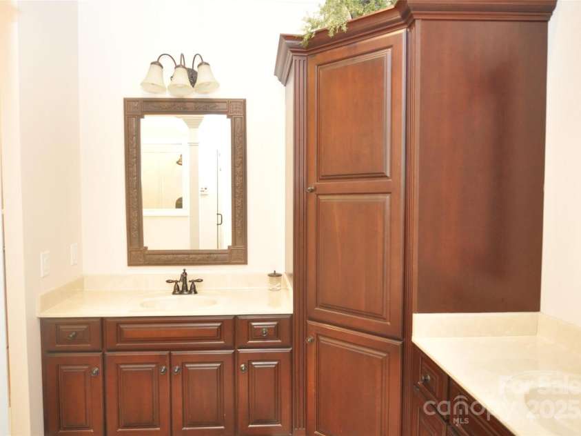 2937 Lakeshore Drive, Chester, SC 29706.  MLS# CAR4276976, YatesRealty ID 26358. 