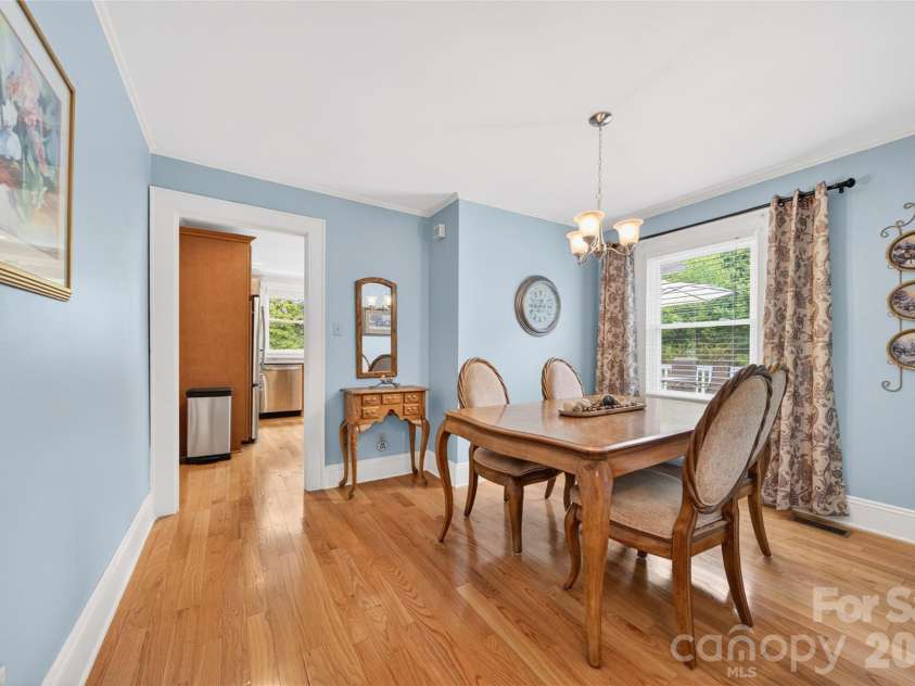6560 Sherrills Ford Road, Catawba, NC 28609.  MLS# CAR4374580, YatesRealty ID 26358. 