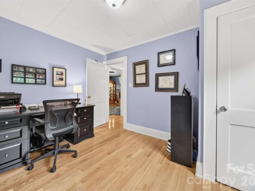 6560 Sherrills Ford Road, Catawba, NC 28609.  MLS# CAR4374580, YatesRealty ID 26358. 