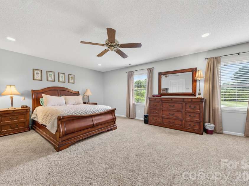 6560 Sherrills Ford Road, Catawba, NC 28609.  MLS# CAR4374580, YatesRealty ID 26358. 