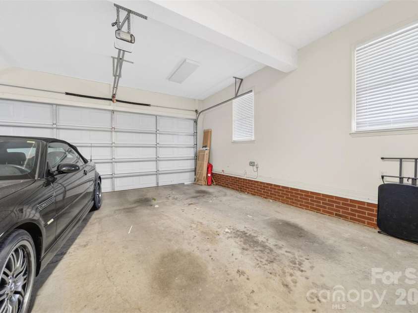 6560 Sherrills Ford Road, Catawba, NC 28609.  MLS# CAR4374580, YatesRealty ID 26358. 