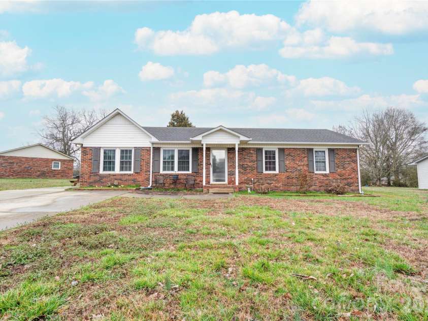 111 Hicks Road, Grover, NC 28073.  MLS# CAR4352478, YatesRealty ID 2636. 