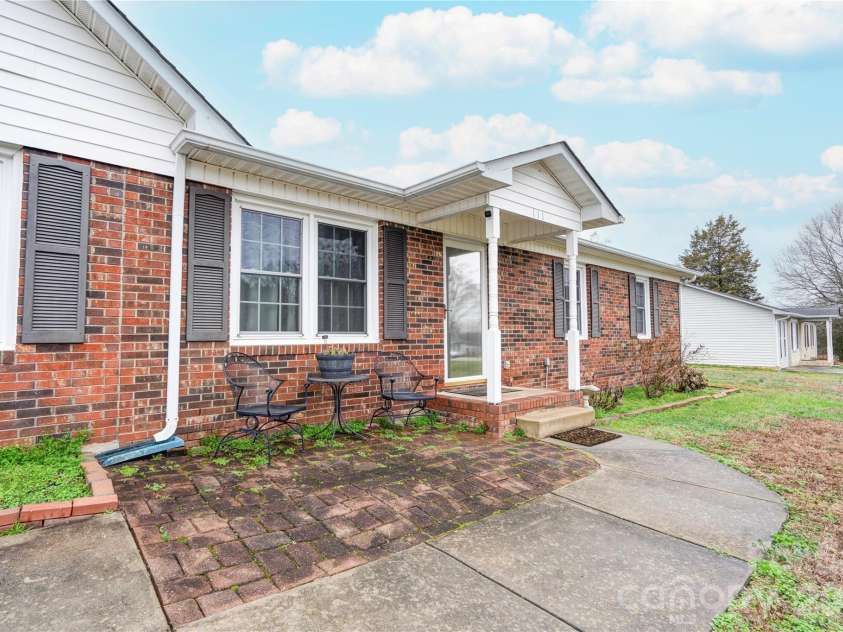 111 Hicks Road, Grover, NC 28073.  MLS# CAR4352478, YatesRealty ID 2636. 