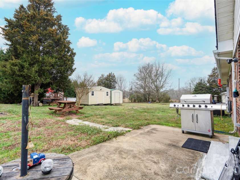 111 Hicks Road, Grover, NC 28073.  MLS# CAR4352478, YatesRealty ID 2636. 