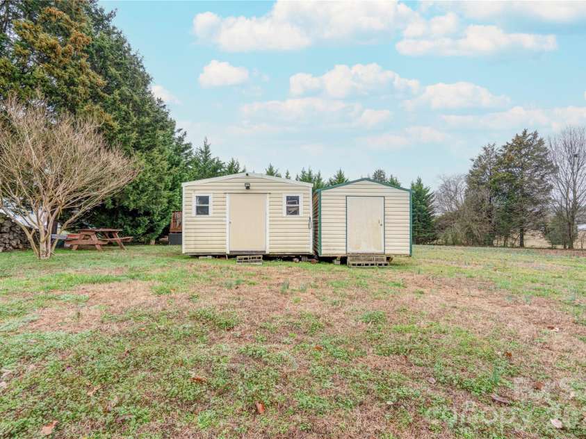 111 Hicks Road, Grover, NC 28073.  MLS# CAR4352478, YatesRealty ID 2636. 