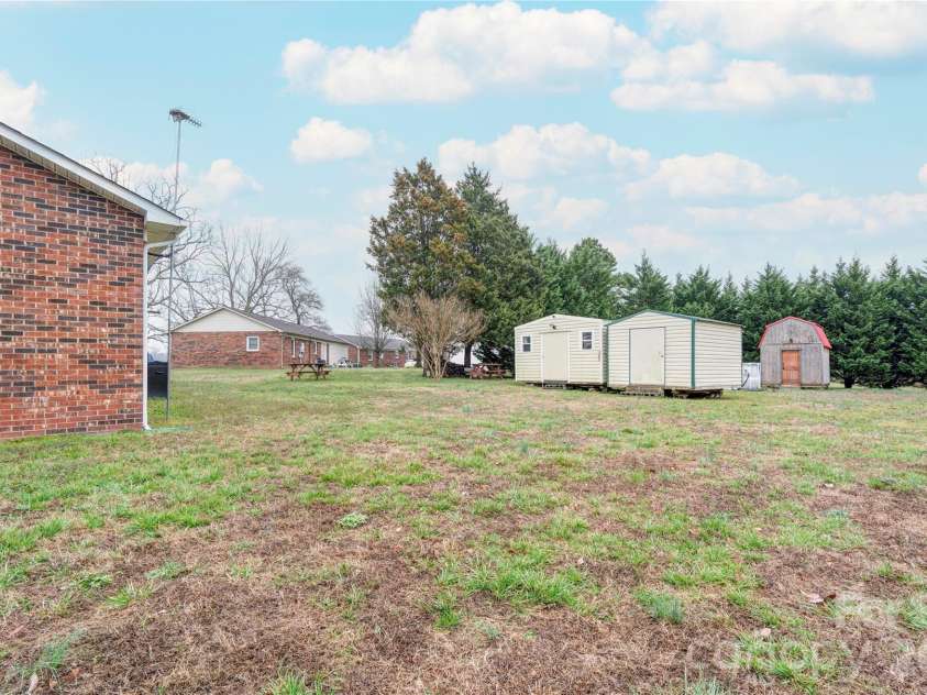 111 Hicks Road, Grover, NC 28073.  MLS# CAR4352478, YatesRealty ID 2636. 