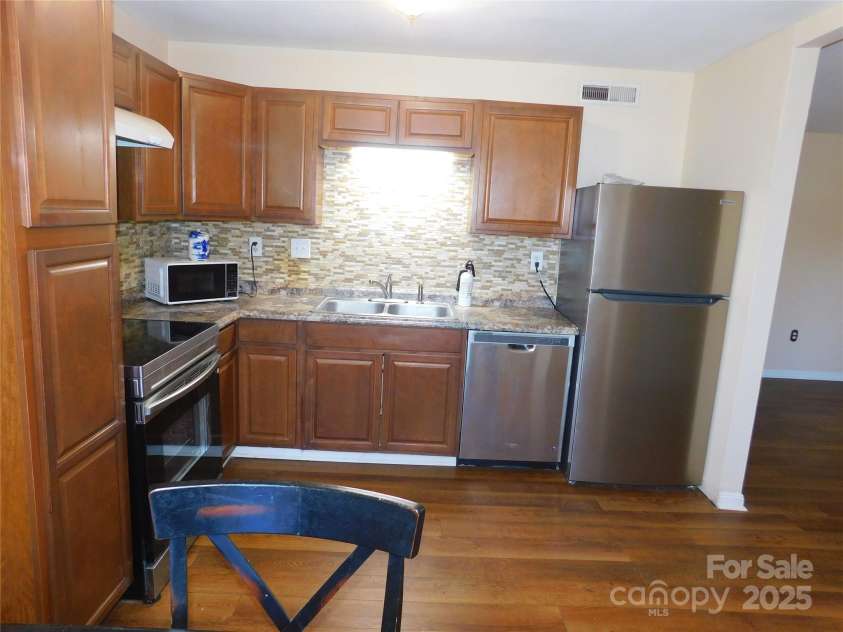 1695 Hunters Trail, Rock Hill, SC 29732.  MLS# CAR4326188, YatesRealty ID 2636. 