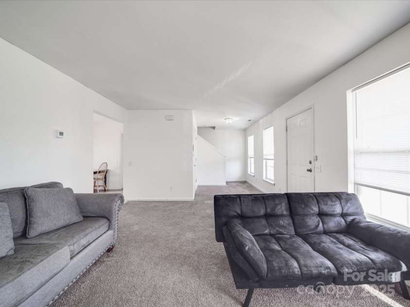 5414 Peachwood Drive, Charlotte, NC 28216.  MLS# CAR4231512, YatesRealty ID 2636. 