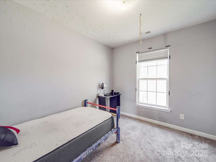 5414 Peachwood Drive, Charlotte, NC 28216.  MLS# CAR4231512, YatesRealty ID 2636. 