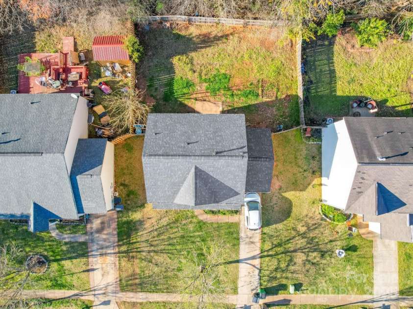 5414 Peachwood Drive, Charlotte, NC 28216.  MLS# CAR4231512, YatesRealty ID 2636. 