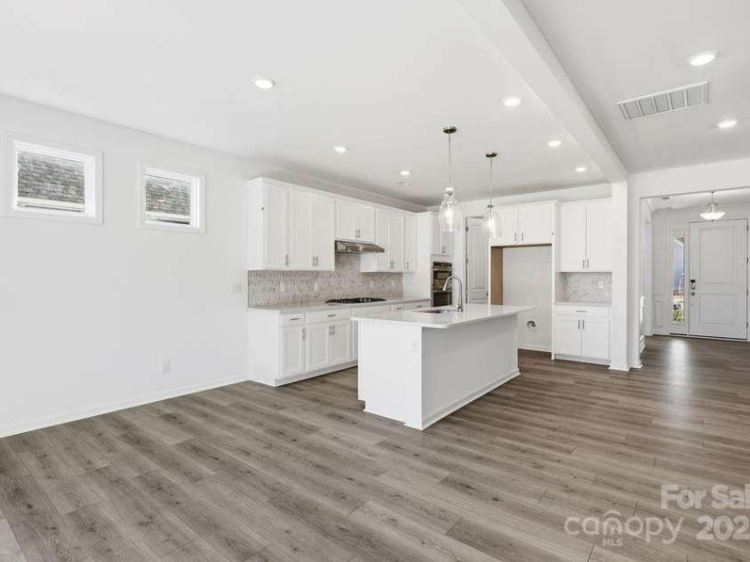 180 Glenn Drive, Mooresville, NC 28115.  MLS# CAR4277492, YatesRealty ID 26360. 180 Glenn Drive - Ready Now!