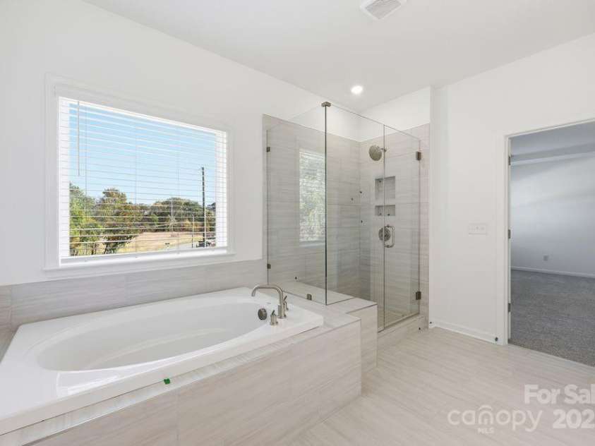 180 Glenn Drive, Mooresville, NC 28115.  MLS# CAR4277492, YatesRealty ID 26360. 180 Glenn Drive - Ready Now!