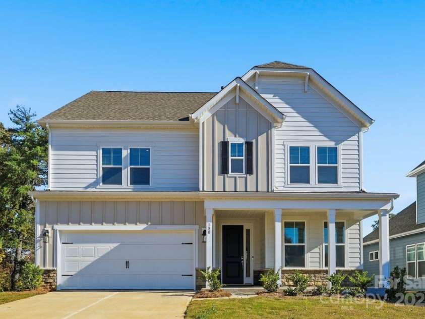 180 Glenn Drive, Mooresville, NC 28115.  MLS# CAR4277492, YatesRealty ID 26360. 180 Glenn Drive - Ready Now!