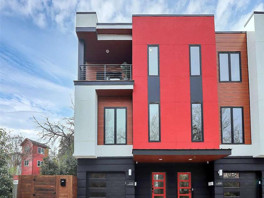 2718 Davidson Street, Charlotte, NC 28205.  MLS# CAR4383218, YatesRealty ID 26360. 