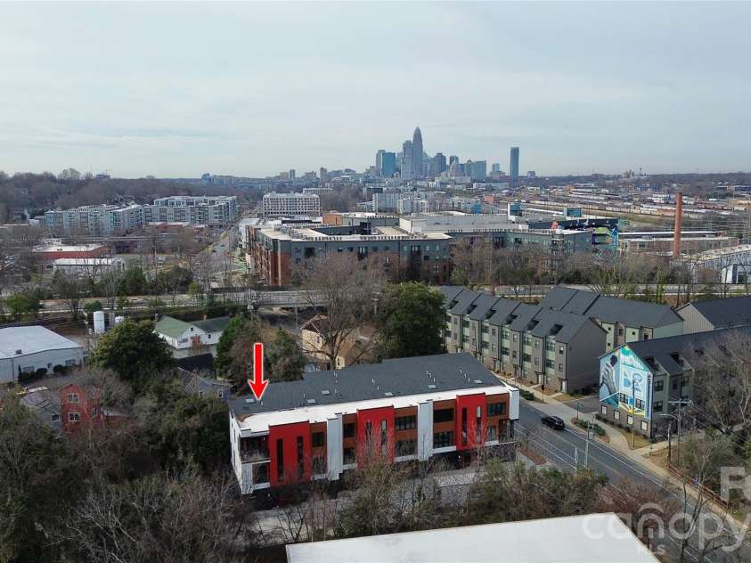 2718 Davidson Street, Charlotte, NC 28205.  MLS# CAR4383218, YatesRealty ID 26360. 