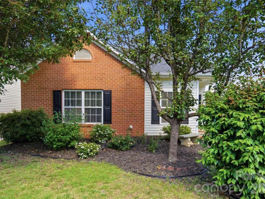 1912 Beckwith Lane, Waxhaw, NC 28173.  MLS# CAR4382865, YatesRealty ID 26362. 