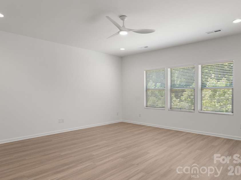 8939 Rockrose Way, Charlotte, NC 28214.  MLS# CAR4383166, YatesRealty ID 26363. 