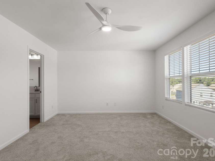 8939 Rockrose Way, Charlotte, NC 28214.  MLS# CAR4383166, YatesRealty ID 26363. 