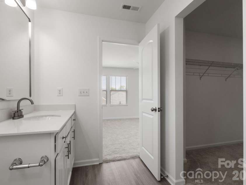 8939 Rockrose Way, Charlotte, NC 28214.  MLS# CAR4383166, YatesRealty ID 26363. 