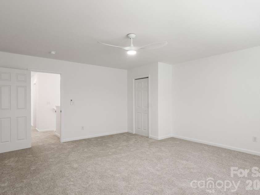 8939 Rockrose Way, Charlotte, NC 28214.  MLS# CAR4383166, YatesRealty ID 26363. 