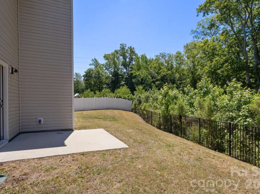 8939 Rockrose Way, Charlotte, NC 28214.  MLS# CAR4383166, YatesRealty ID 26363. 