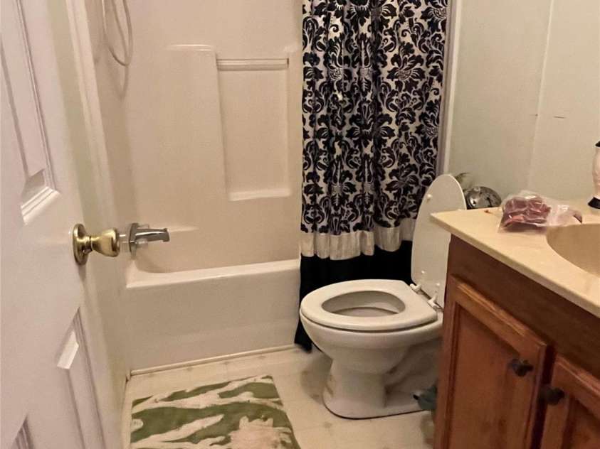 184 Winding Arbor Circle, Cleveland, NC 27013.  MLS# CAR4271297, YatesRealty ID 26364. 