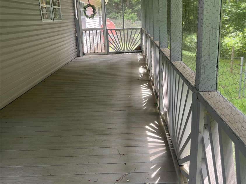 184 Winding Arbor Circle, Cleveland, NC 27013.  MLS# CAR4271297, YatesRealty ID 26364. Back porch