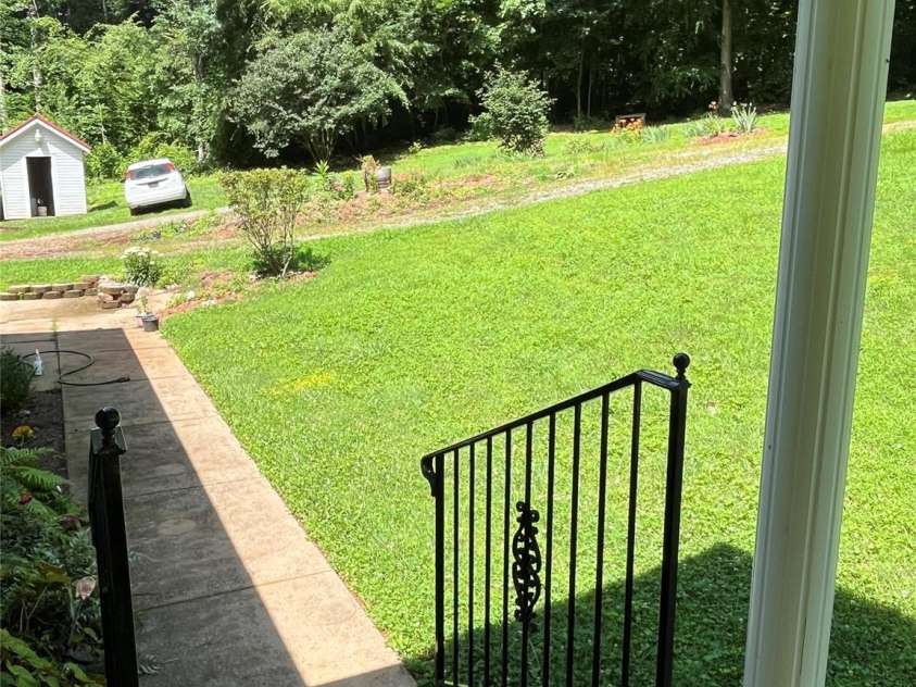 184 Winding Arbor Circle, Cleveland, NC 27013.  MLS# CAR4271297, YatesRealty ID 26364. Front porch