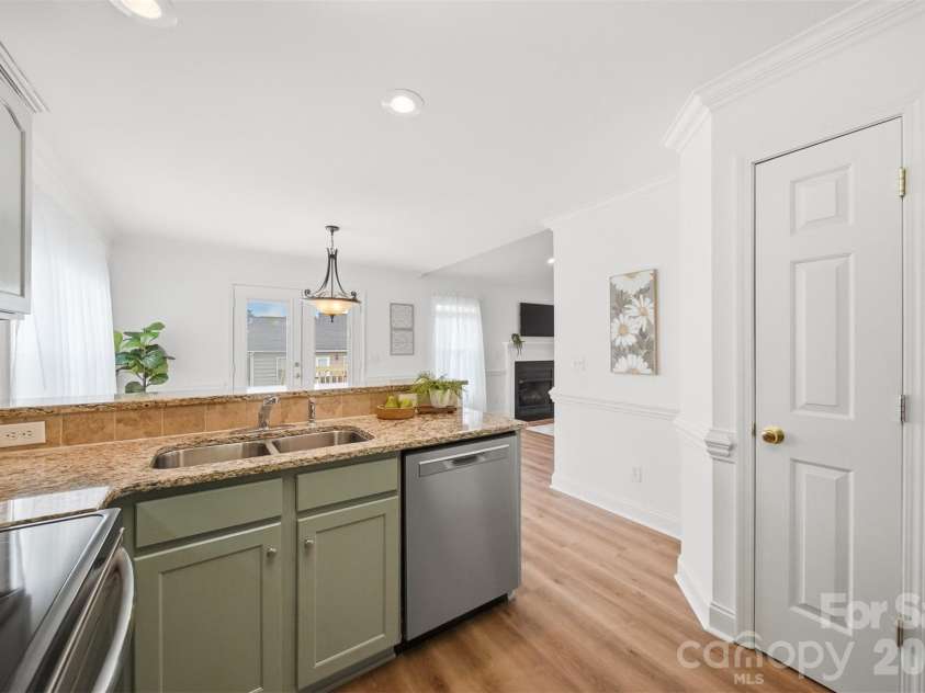 1835 Terrain Drive, Conover, NC 28613.  MLS# CAR4385590, YatesRealty ID 26365. 