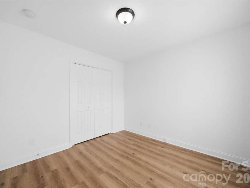 1835 Terrain Drive, Conover, NC 28613.  MLS# CAR4385590, YatesRealty ID 26365. 