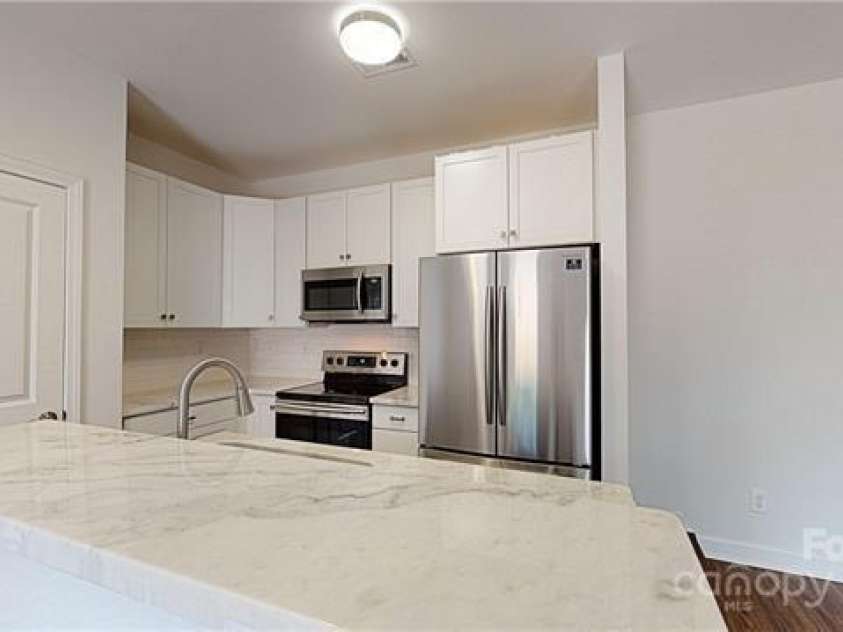 601 Queens Road, Gastonia, NC 28052.  MLS# CAR4255829, YatesRealty ID 26365. 