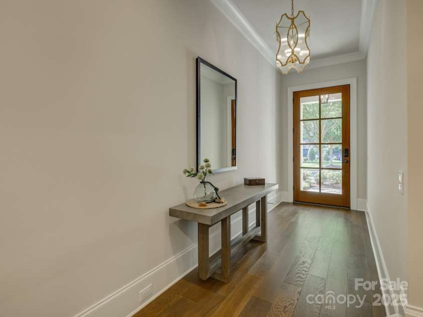 2440 Vail Avenue, Charlotte, NC 28207.  MLS# CAR4278926, YatesRealty ID 26366. 