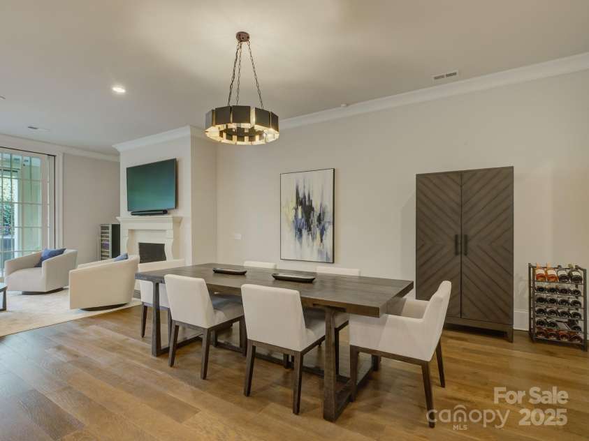 2440 Vail Avenue, Charlotte, NC 28207.  MLS# CAR4278926, YatesRealty ID 26366. 