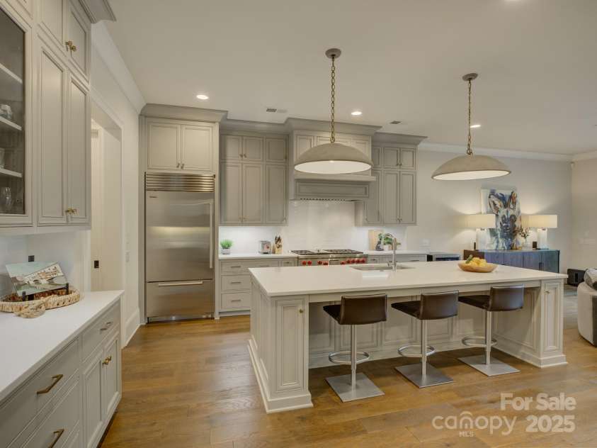 2440 Vail Avenue, Charlotte, NC 28207.  MLS# CAR4278926, YatesRealty ID 26366. 