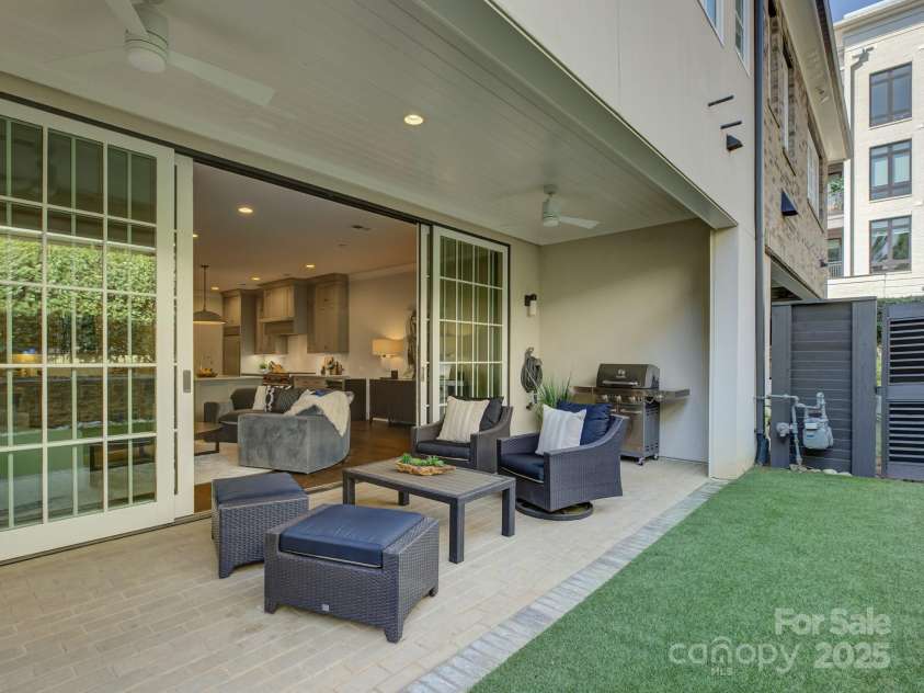 2440 Vail Avenue, Charlotte, NC 28207.  MLS# CAR4278926, YatesRealty ID 26366. 