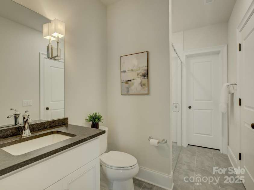 2440 Vail Avenue, Charlotte, NC 28207.  MLS# CAR4278926, YatesRealty ID 26366. 