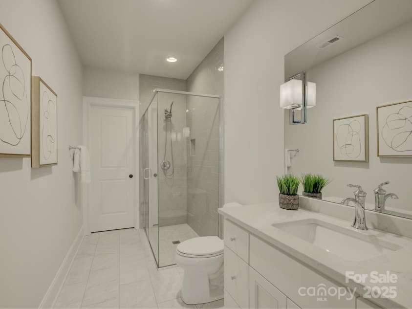 2440 Vail Avenue, Charlotte, NC 28207.  MLS# CAR4278926, YatesRealty ID 26366. 