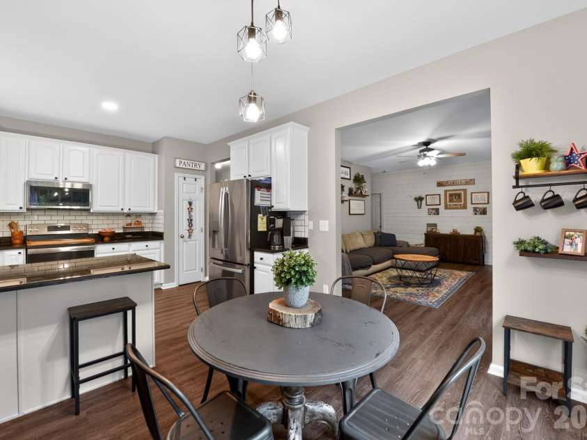 714 Rocky Grove Glen, York, SC 29745.  MLS# CAR4384658, YatesRealty ID 26366. 