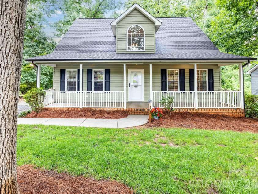 302 Skyland Court, Mount Gilead, NC 27306.  MLS# CAR4386311, YatesRealty ID 26368. 