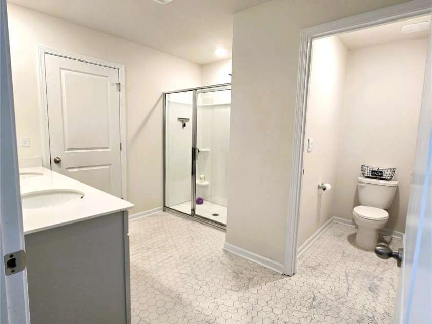 3816 Rosewood Drive, Mount Holly, NC 28120.  MLS# CAR4268609, YatesRealty ID 26368. 